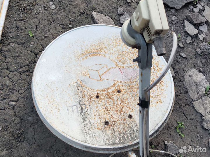 Спутниковая тарелка