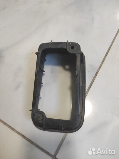 Рамка задней туманки Lancer Galant MR379311