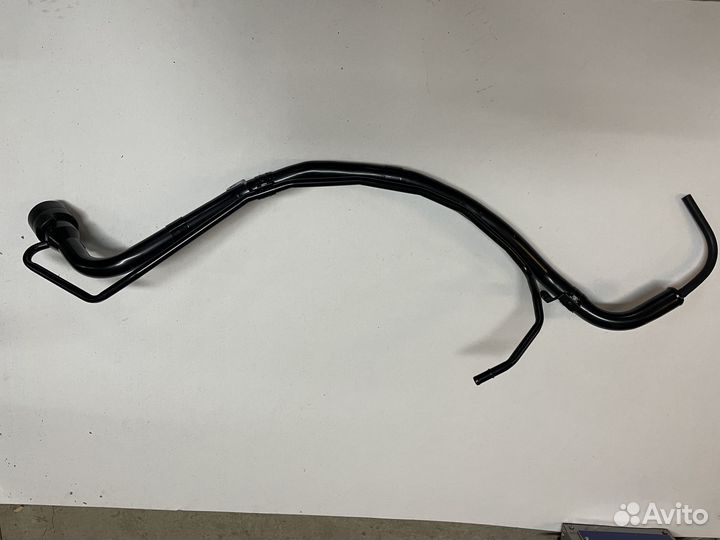 Горловина топливного бака Toyota Rav 4 2006-2013