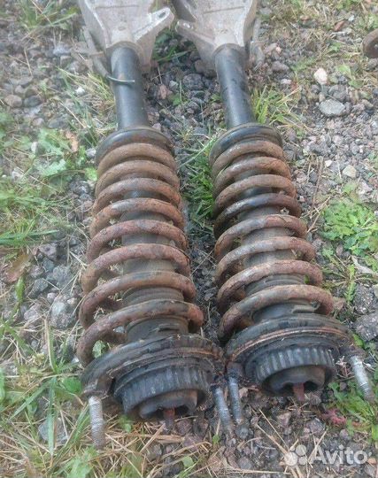 Стойка амортизатора передняя левая Alfa Romeo 147