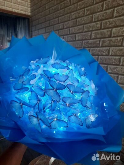 Букеты из бабочек с подсветкой ручной работы