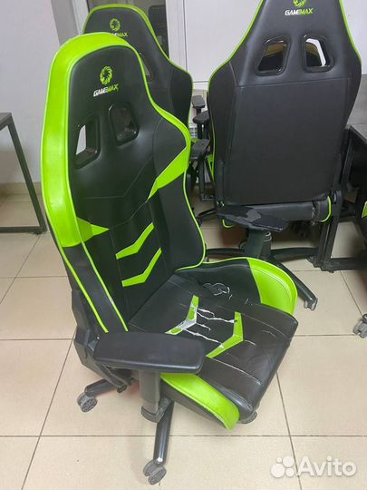 Компьютерное кресло игровое Б/У