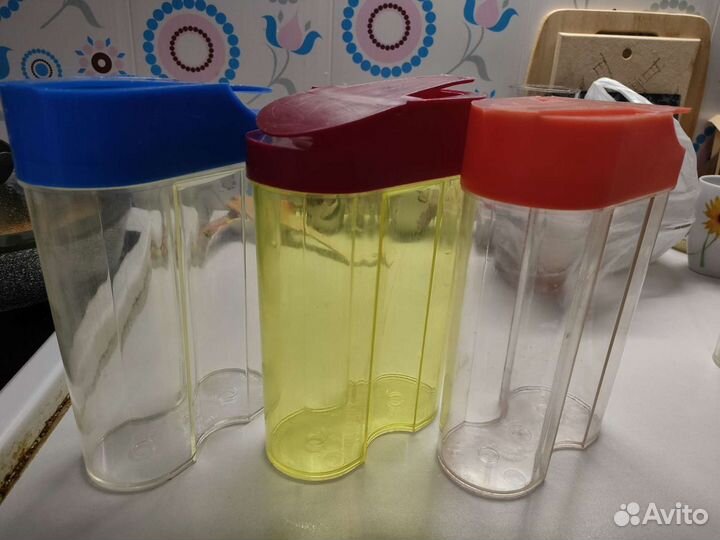 Контейнеры для сыпучих продуктов