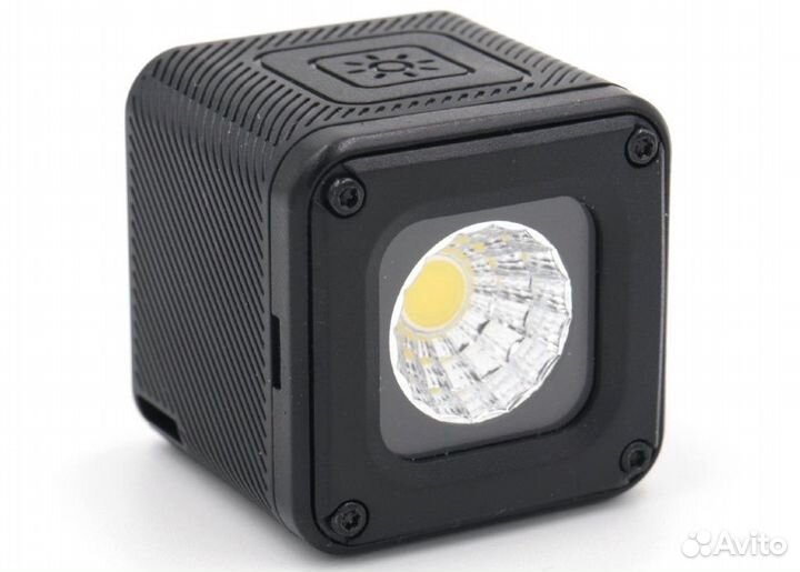 Компактный осветитель Fujimi FJL-cubik аккумулятор