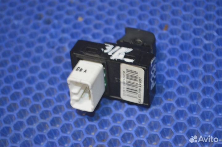 Кнопка стеклоподъемника Kia Ceed ED 2007-2012