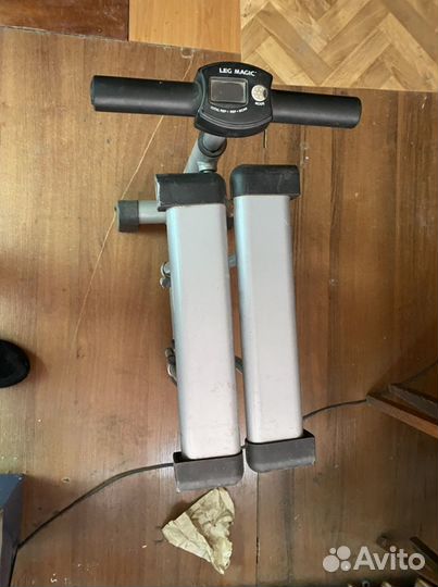 Тренажер для мышц ног