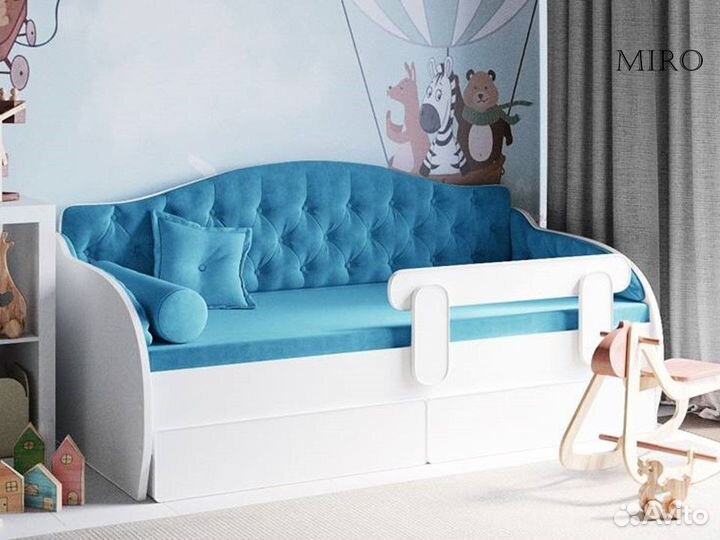 Детская кровать с ящиками