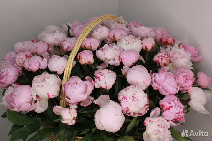 Цветы в коробке, Букеты, доставка