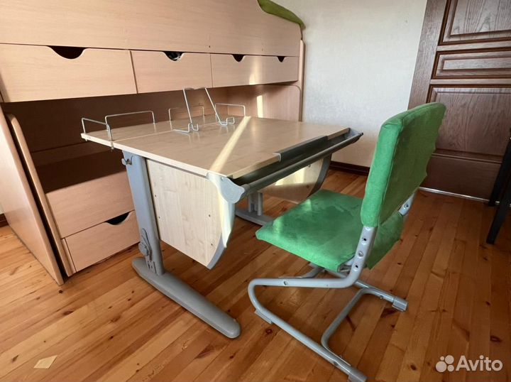 Стол-парта Деми в комплекте со стулом