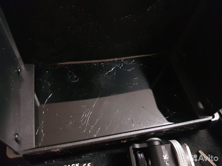 Накамерный монитор portkeys pt6