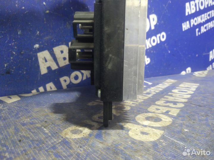 Модуль питания Bmw E65 седан 2004