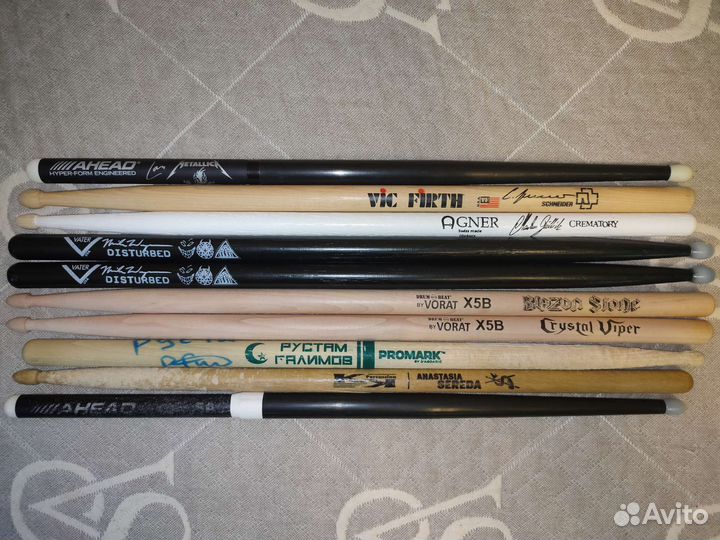 Барабанные палочки рок-групп