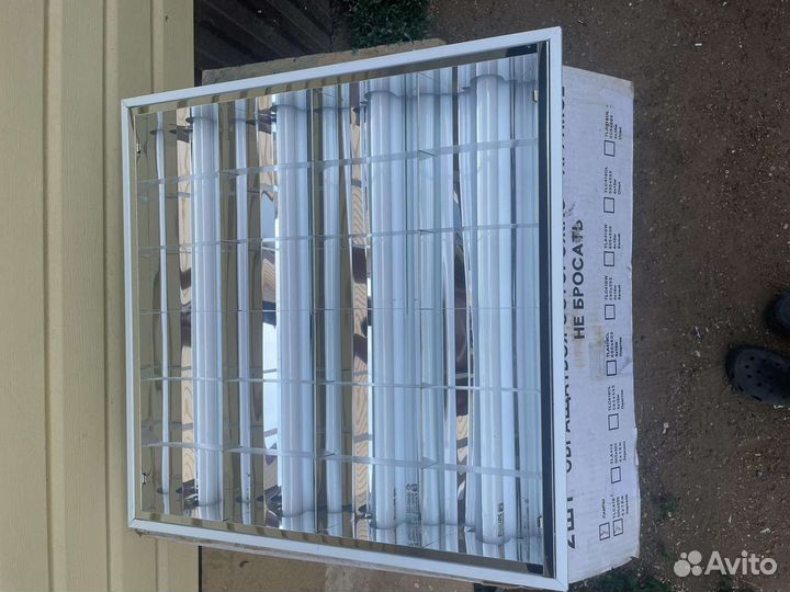 Светильник потолочный для Armstrong