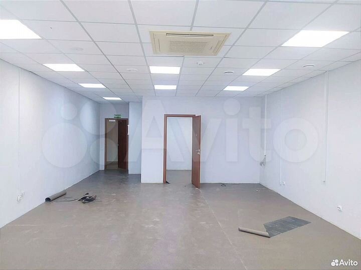 Офисы от 50 м² в дц Парус