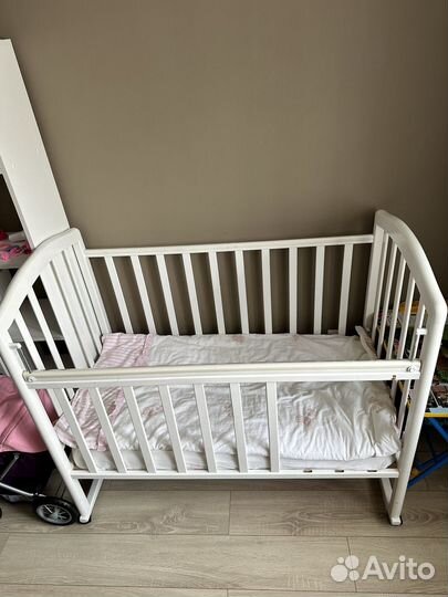 Детская кроватка