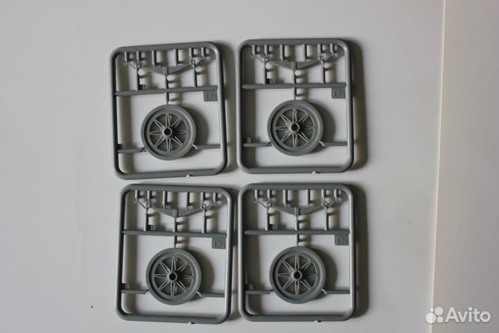 Колёса от ж\д платформы Miniart 35303