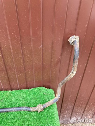 Стабилизатор передний Audi 80