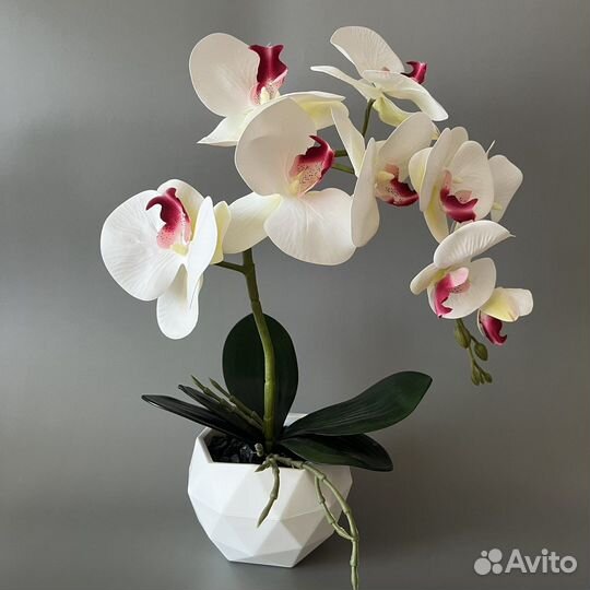 Орхидея искусственная