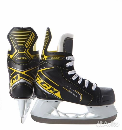 Хоккейные коньки CCM Super Tacks 9355 (Y13D)