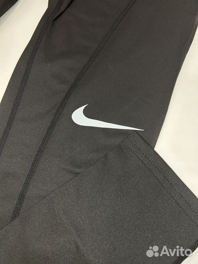 Тайтсы черные Nike (термо штаны)