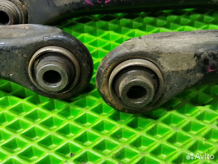 Задние развальные рычаги Mitsubishi carisma рест