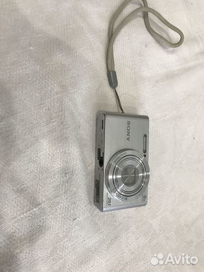 Цифровой фотоаппарат Sony DSC-W830