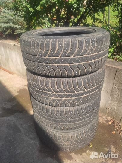 Bridgestone Ice Cruiser 7000 255/55 R18