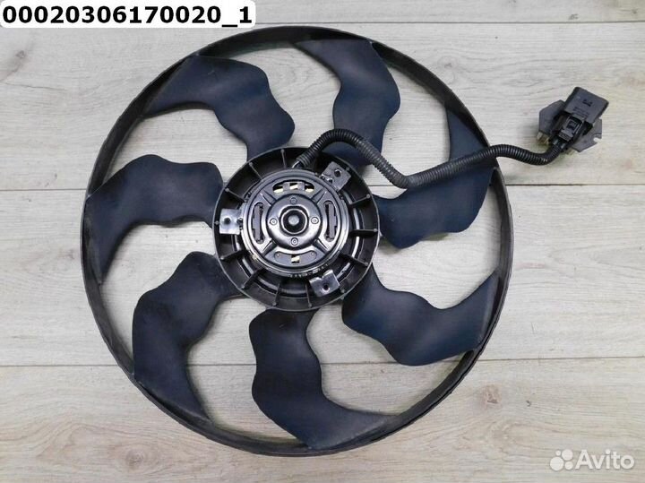 Hyundai ix35 2010- Вентилятор радиатора