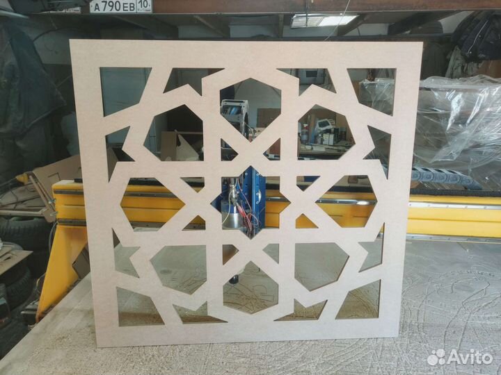 Экран для радиатора или батареи, панно