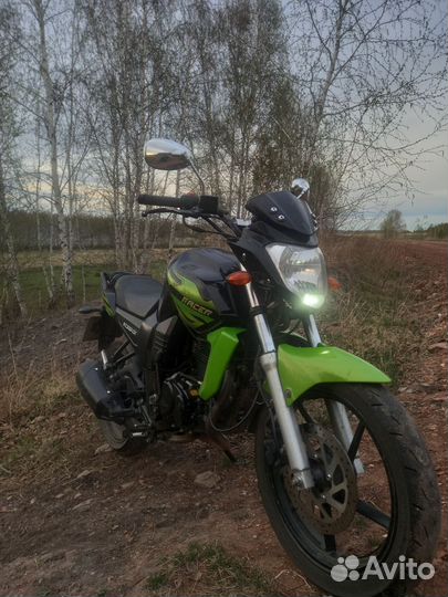 Racer Nitro 200