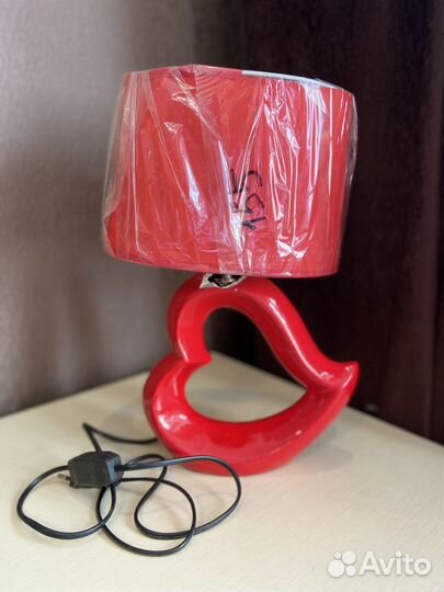 Светильник настольный