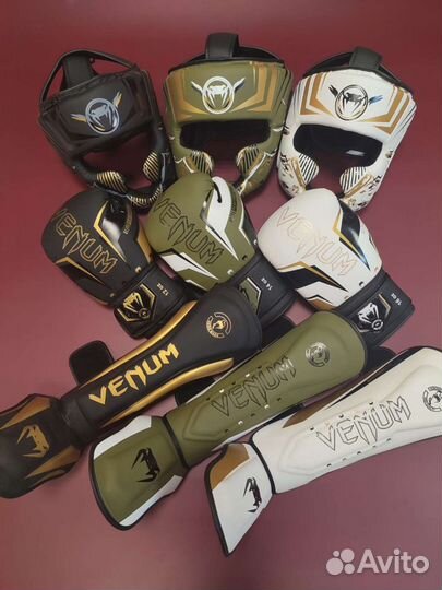 Боксерские шлема бандаж перчатки