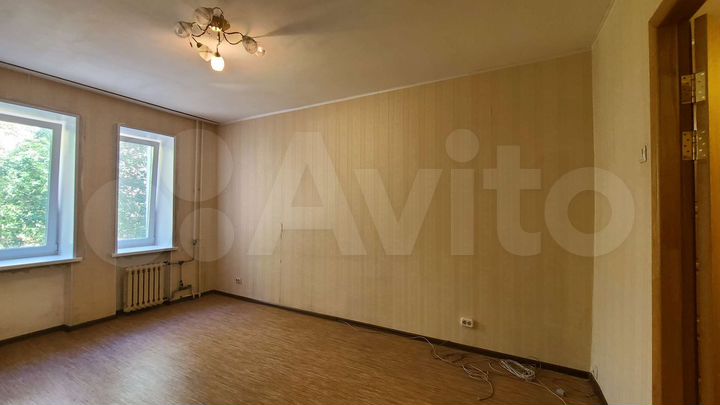 2-к. квартира, 60 м², 2/4 эт.