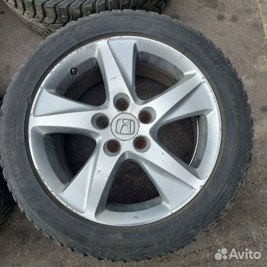 Колеса зимние на литых дисках Honda 225/50/17