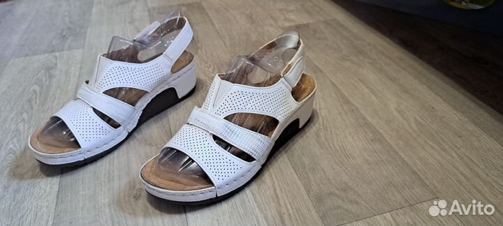 Туфли женские