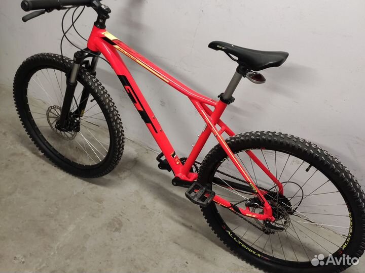 Велосипед Gt avalanche sport 27.5 L