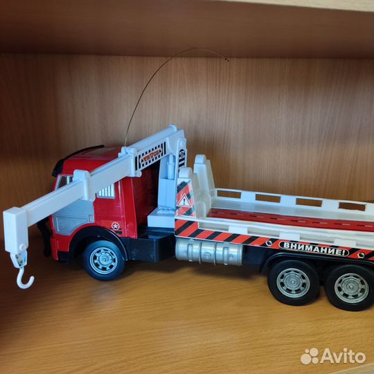 Машина с манипулятором