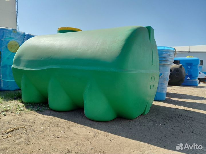 Емкость 5000 литров пластиковая для воды и топлива