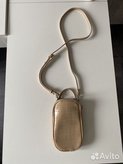 Сумочка для телефона / stradivarius
