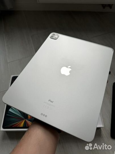 iPad Pro 12.9 m1 128GB с чеком