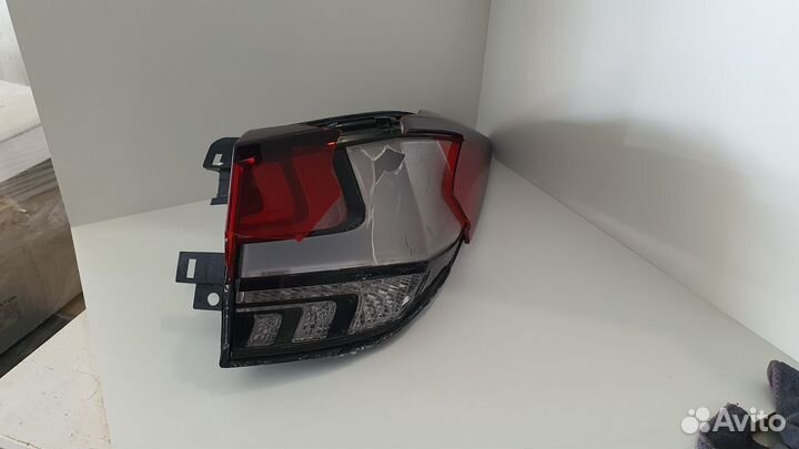 Фонарь lexus rx 350 (2019г.в.)правый наружний