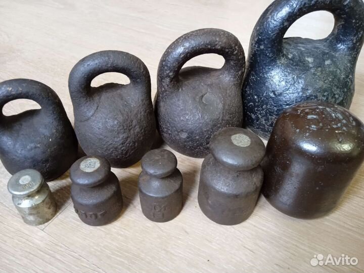 Гиря старинная весовая