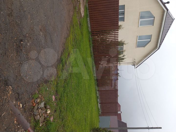 Коттедж 250 м² на участке 10 сот.