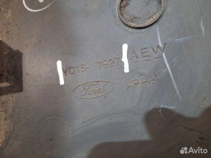 Накладка заднего бампера левая Ford Transit 7