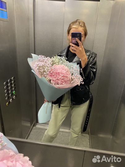 Букет с гортензией