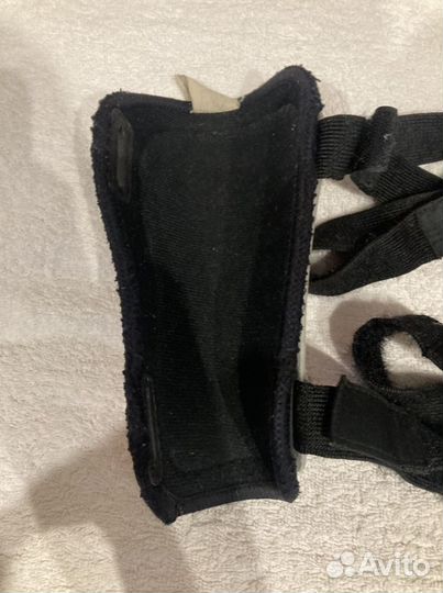 Винтажные футбольные щитки от Nike серия Total 90