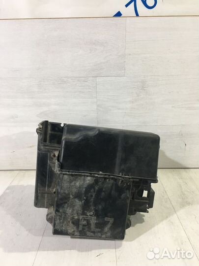 Площадка под аккумулятор mazda 3 BK 2.0 мт седан