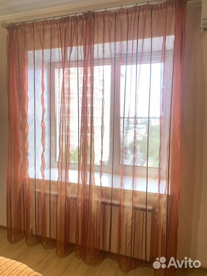 Комплект покрывало, декоративные прдушуи, шторы