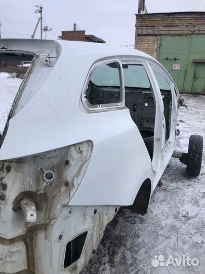 Крыло заднее четверть прав KIA ceed JD 1.4 мт унив