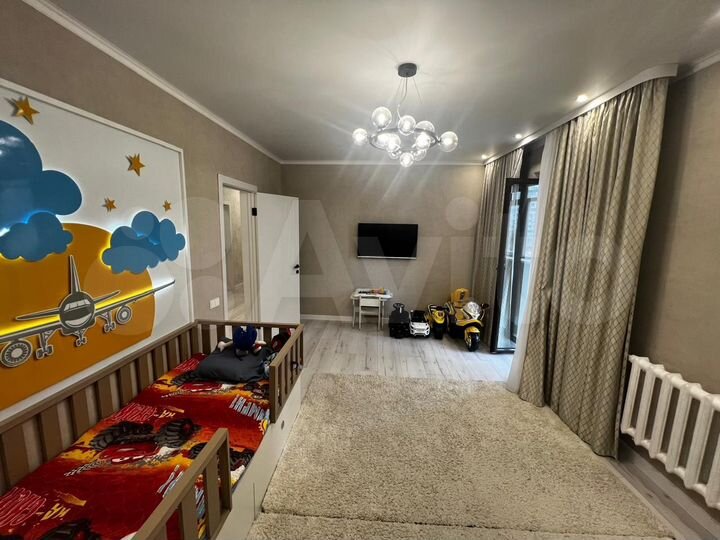 4-к. квартира, 216,6 м², 2/3 эт.